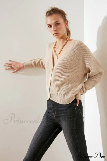 Gracefully Designed Cardigan