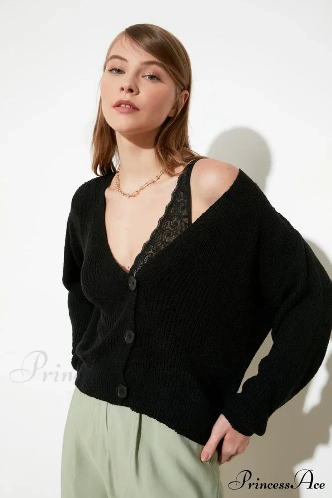 Gracefully Designed Cardigan