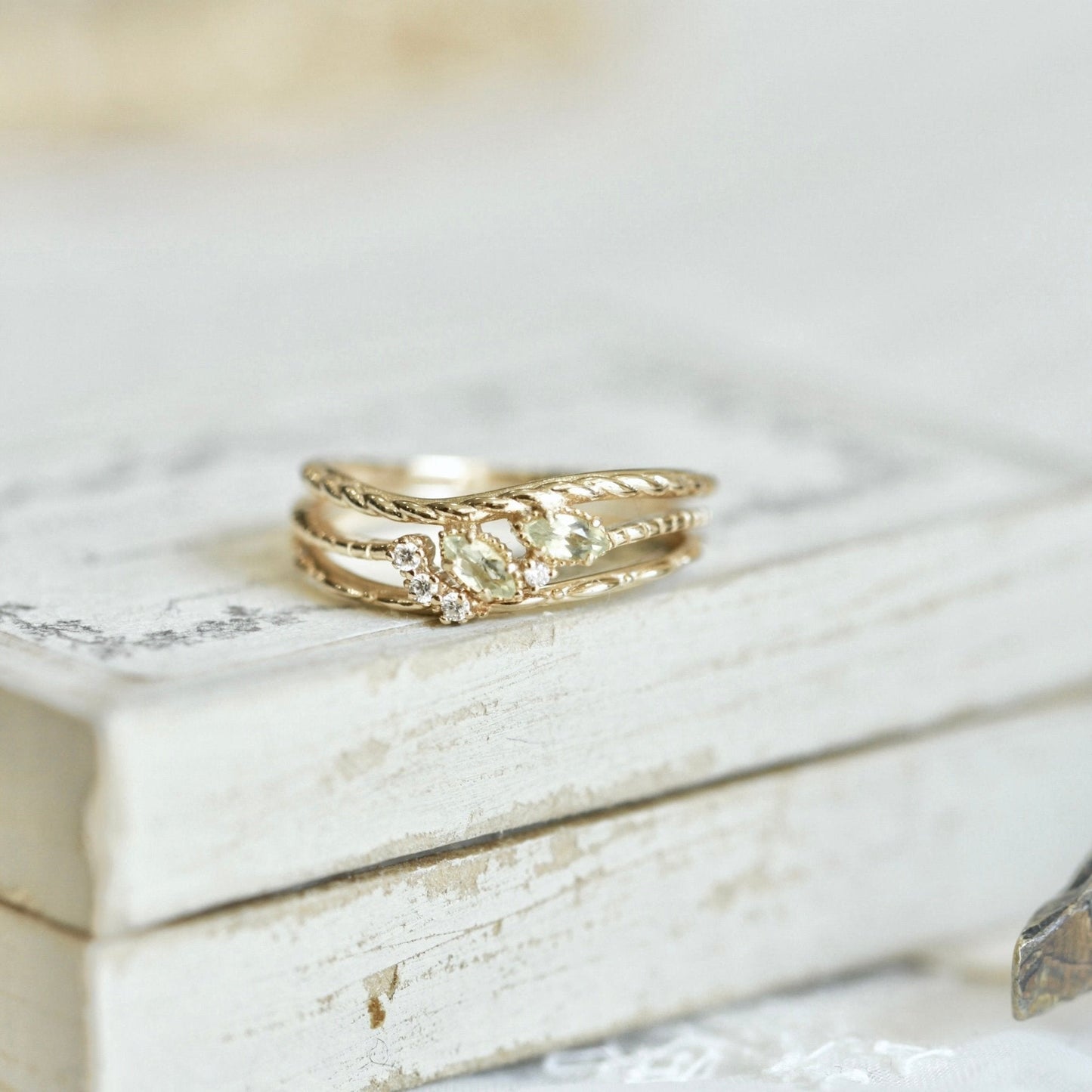 Twined Laurel Ring Set