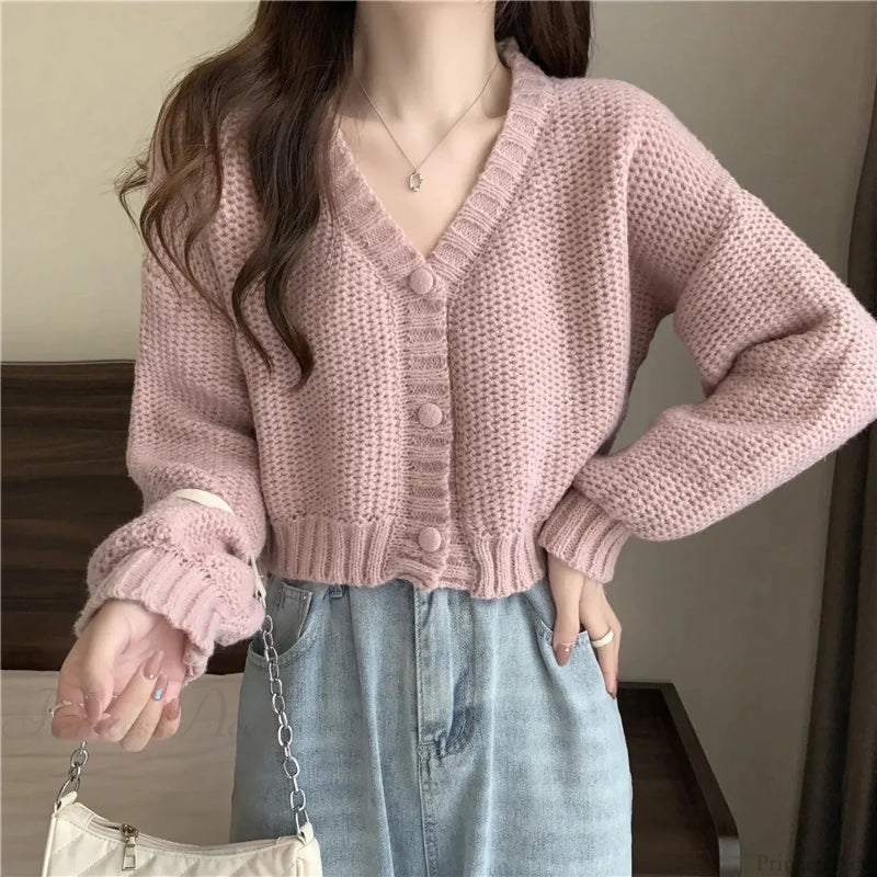 Elegantly Designed Cardigan