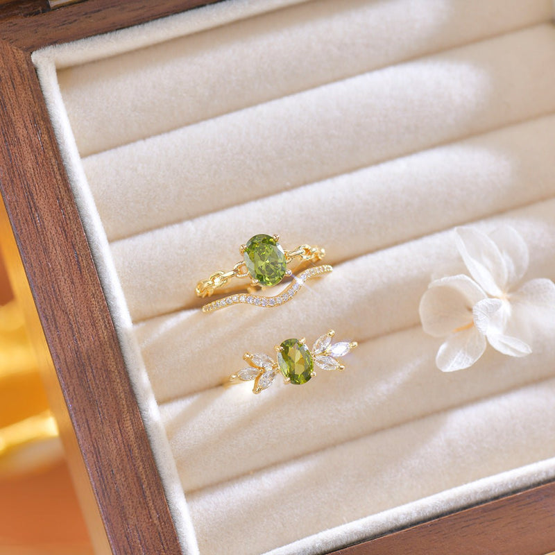 Vera Peridot Ring