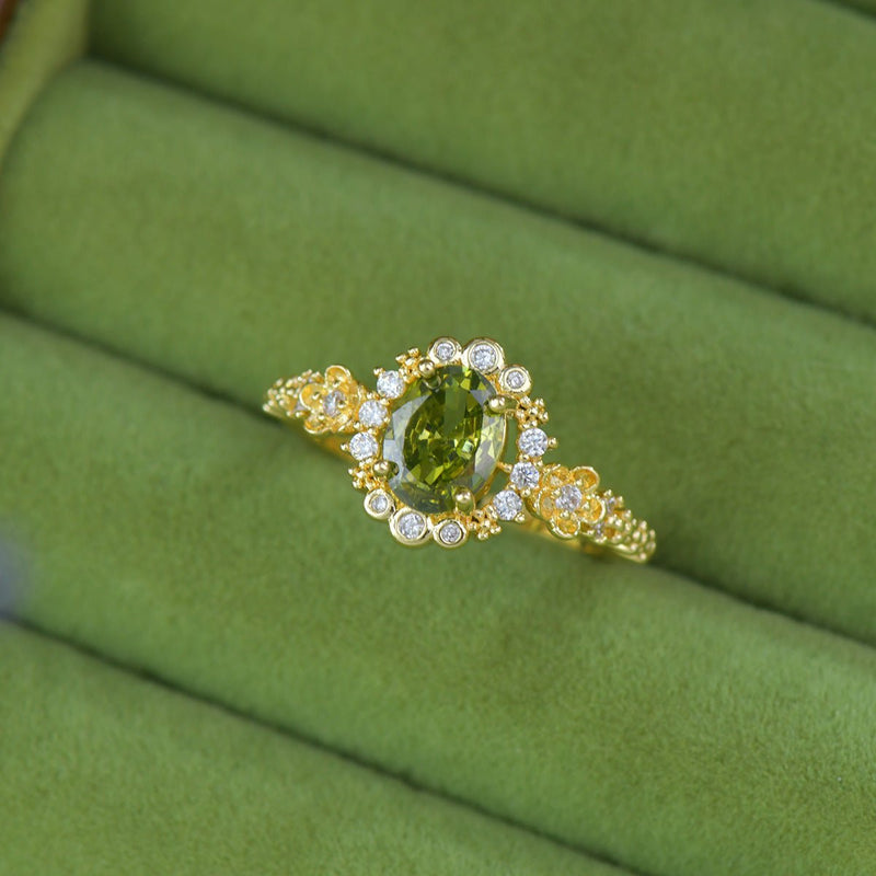 Verde Bloom Ring
