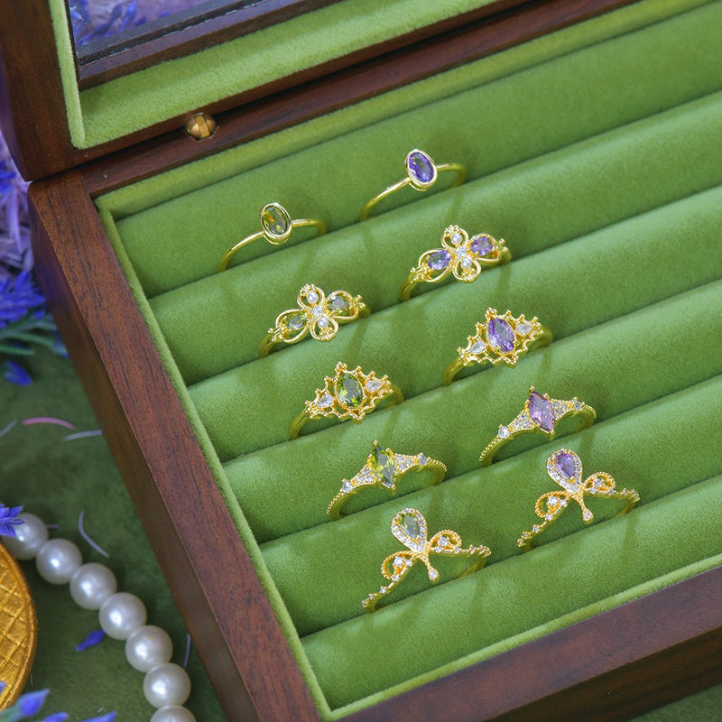 Verde Oval Bezel Ring