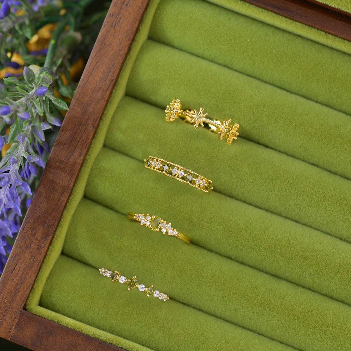 Verte Stardust Ring