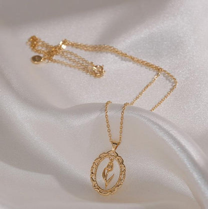 Tulip Necklace