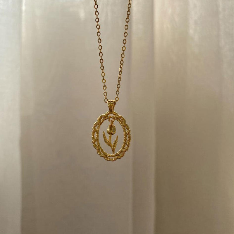 Tulip Necklace