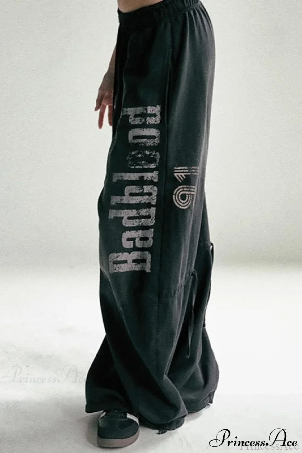 Elegantly Designed Pants