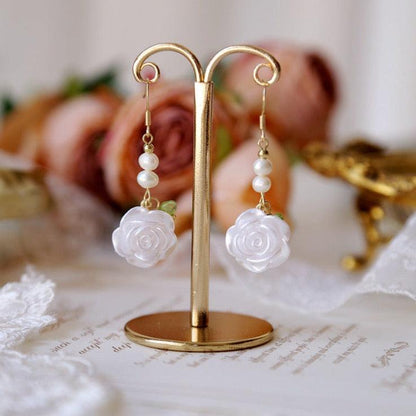 [] White Rose Earrings