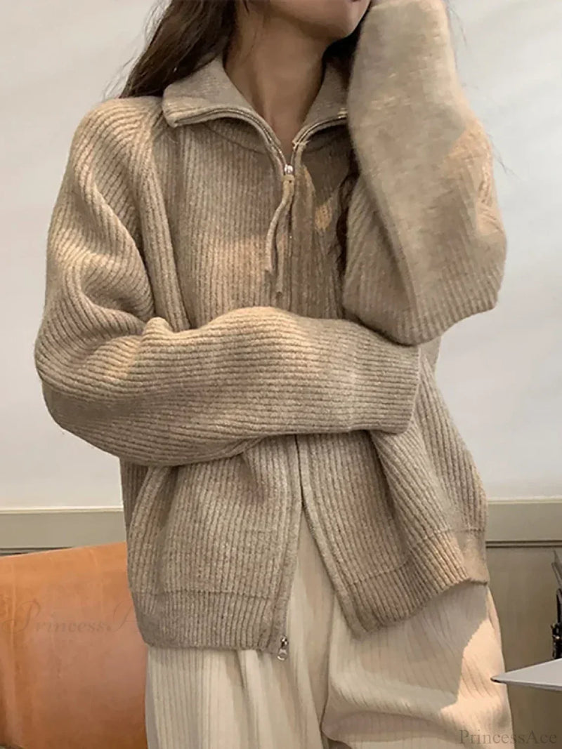 Timeless Vintage Style Cardigan